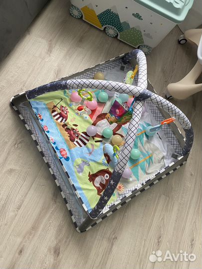 Развивающий игровой коврик