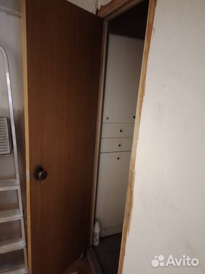 Двери б/у ванна/ туалет