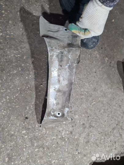 Тепловой экран Ford Focus 3 1.6 2013