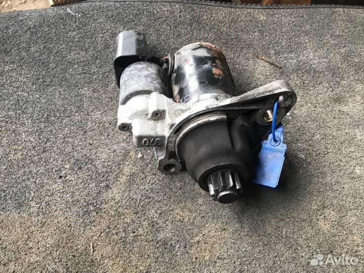 Стартер Volkswagen Touran cbzb