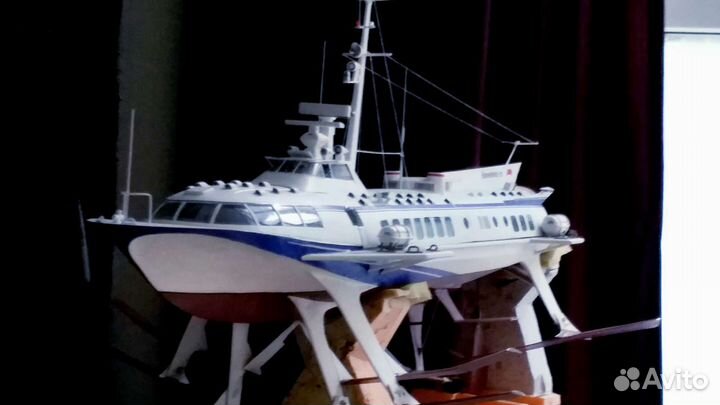 Судно на подводных крыльях Комета СССР модель