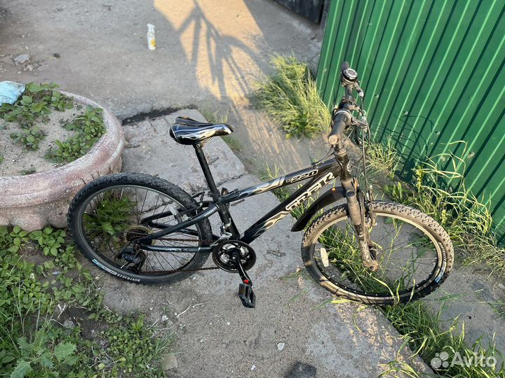 Велосипед Trek MT220