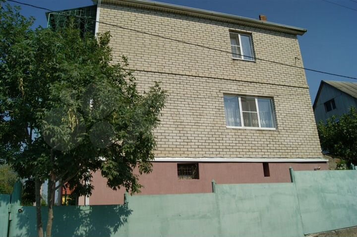 Дом 136 м² на участке 5 сот.