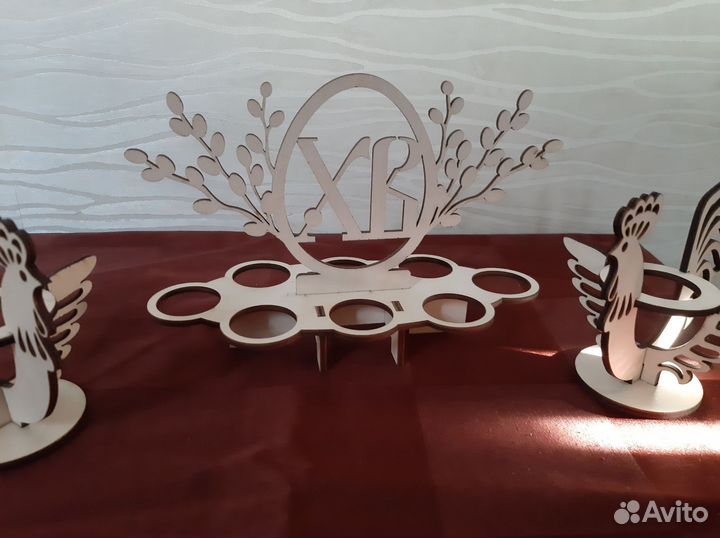 Пасхальная подставка под яйца и кулич