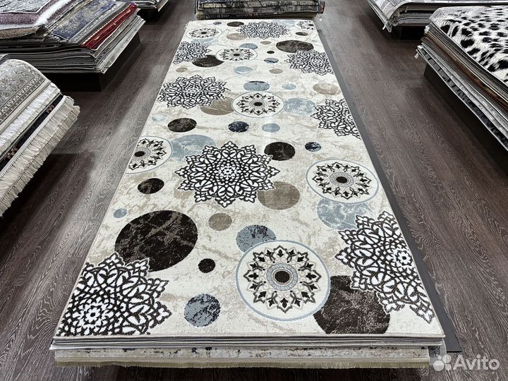 Ковер 1.5х4 новый современный