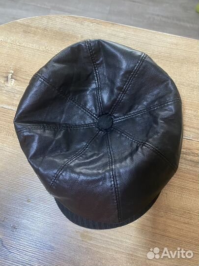 Мужская кожаная кепка