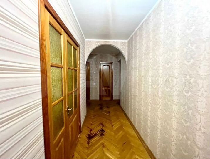 3-к. квартира, 67 м², 7/10 эт.