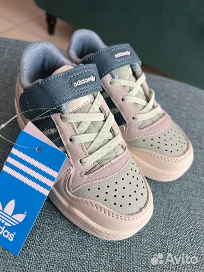 Кроссовки детские adidas