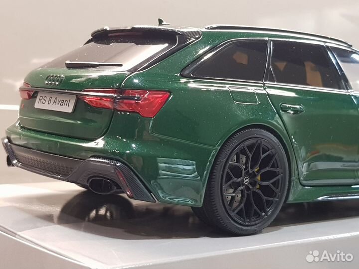 Модель Audi RS6 Avant 1:18