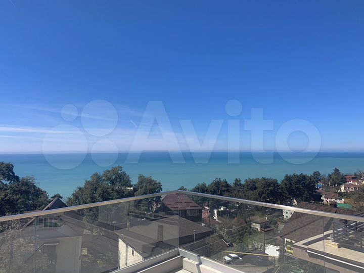 Дом 207 м² на участке 6 сот.