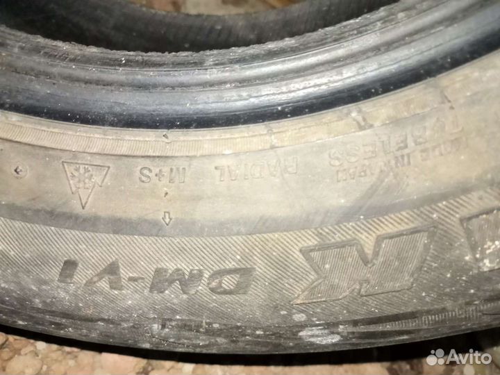 Bridgestone Blizzak DM-V1 215/70 R16 100Q