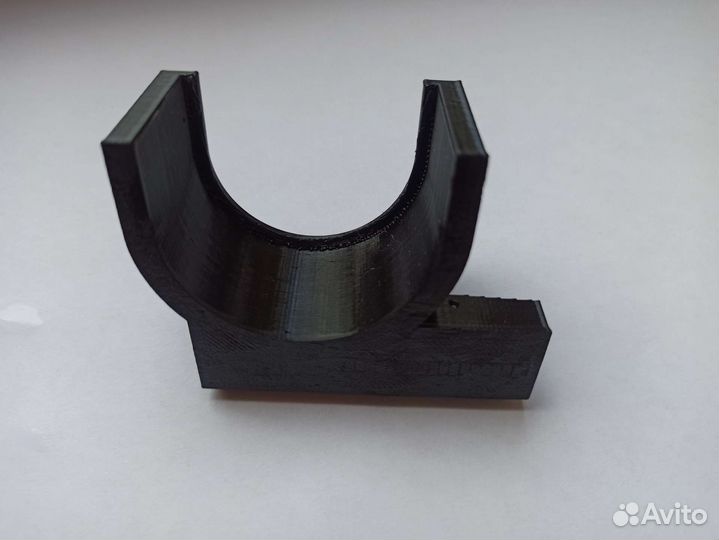 Держатель крышки топливного бака Forester Sg