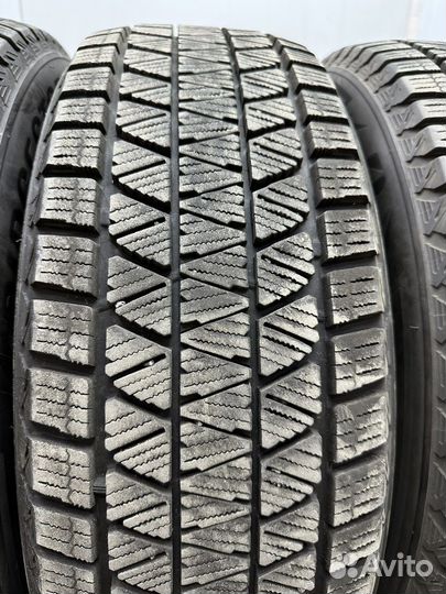 Bridgestone Blizzak DM-V3 225/60 R18 100Q
