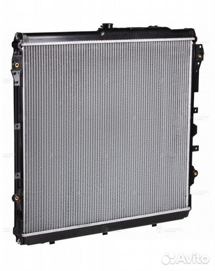 Luzar LRC-1910 Радиатор охл. для ам Toyota Sequoia