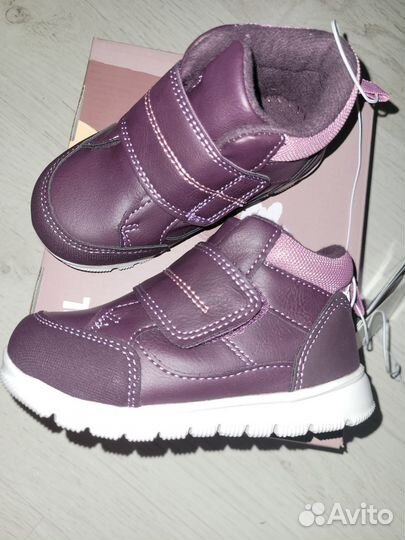 Демисезонные ботинки для девочки 23