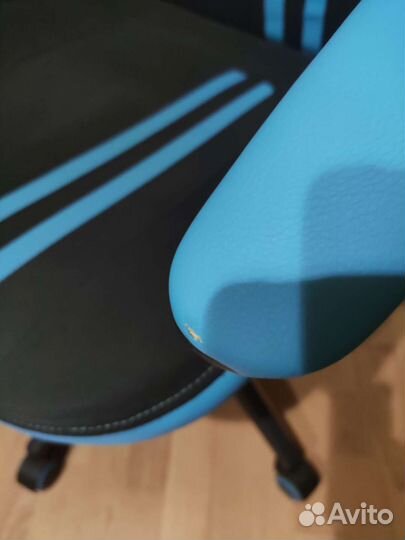 Компьютерный стул