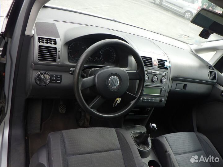 Решетка радиатора Volkswagen Touran (2003-2010)