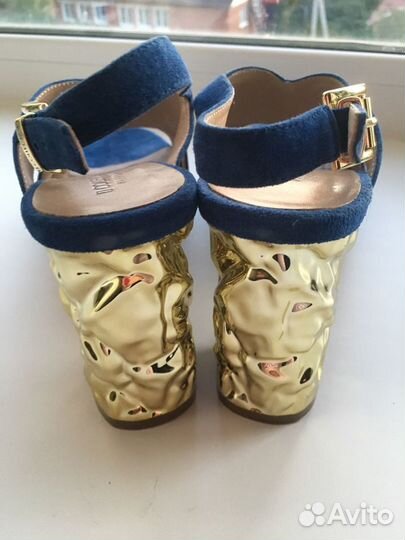 Босоножки TG