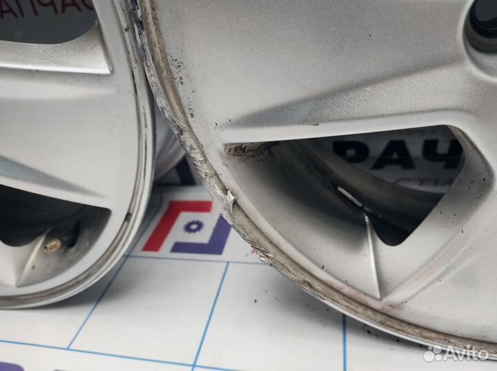 Комплект литых дисков Hyundai R15 5*114.3 4 шт