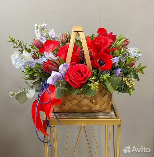 Букеты и композиции с розами. Доставка/Самовывоз