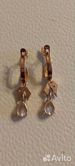 Золотые серьги
