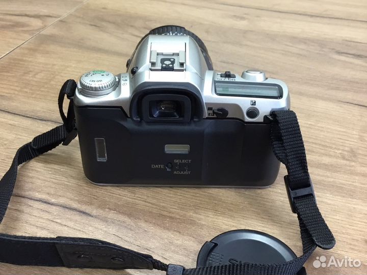 Pentax MZ-10 + Sigma zoom 28-80 mm 1:3,5-5,6 macro