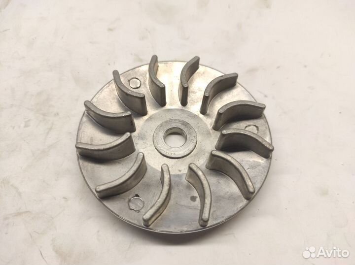 Ответный шкив вариатора скутер Honda Lead 50