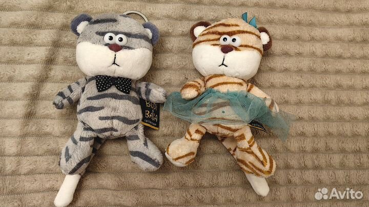 Брелки B&C Басик и Лили