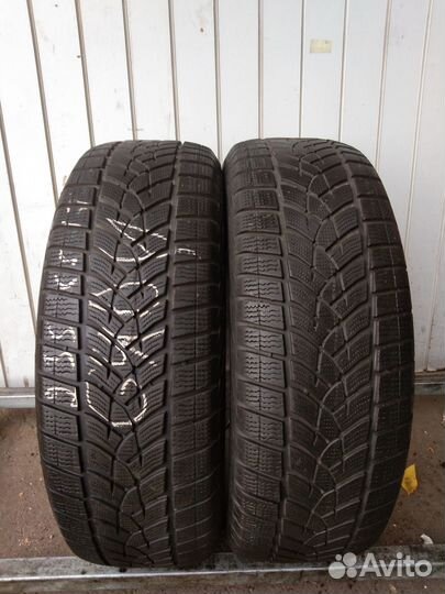 Goodyear UltraGrip Performance Gen-1 235/65 R17
