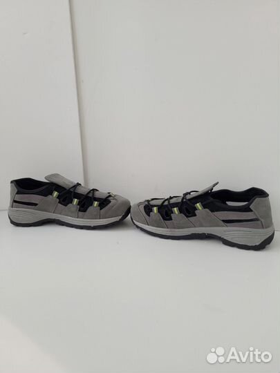 Треккинговые кроссовки (Франция)