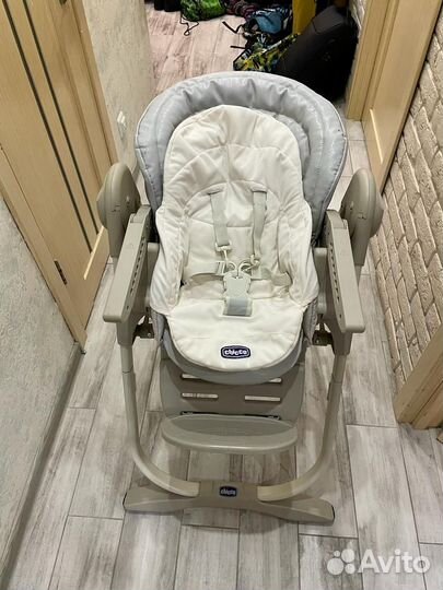 Стульчик для кормления Chicco Polly Magic