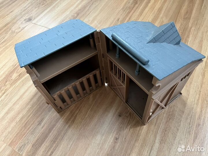 Конюшня игрушка