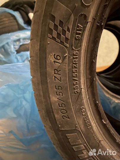 Michelin Pilot Sport 4 205/55 R16