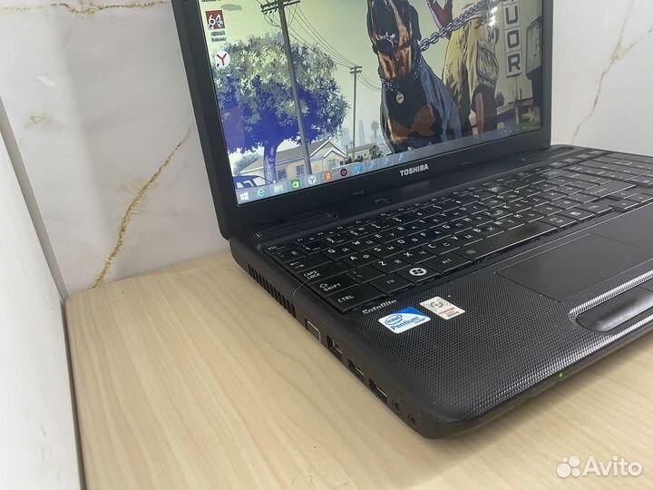Мощный ноутбук Toshiba i3