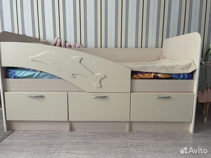 Кровать детская дельфин