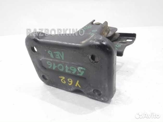 Кронштейн двигателя