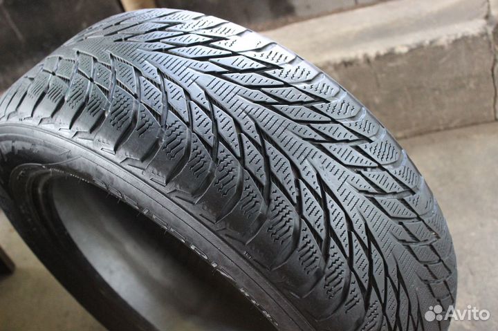Nokian Tyres Hakkapeliitta R2 235/55 R17