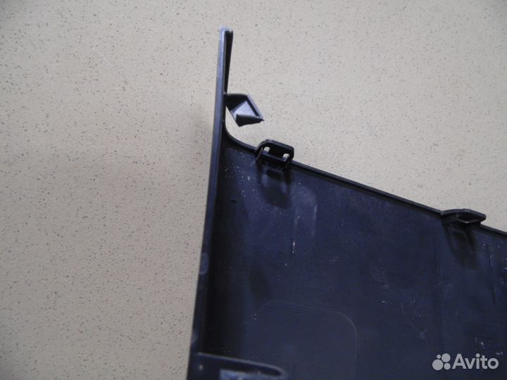 Обшивка стойки ASX 2010-2016