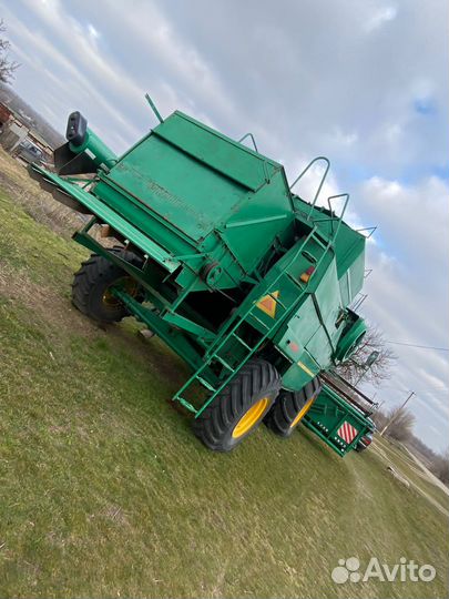 Комбайн Ростсельмаш Дон 1500Б, 2002