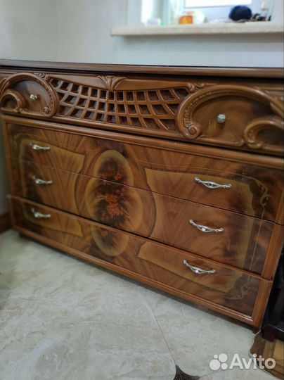 Спальный гарнитур бу