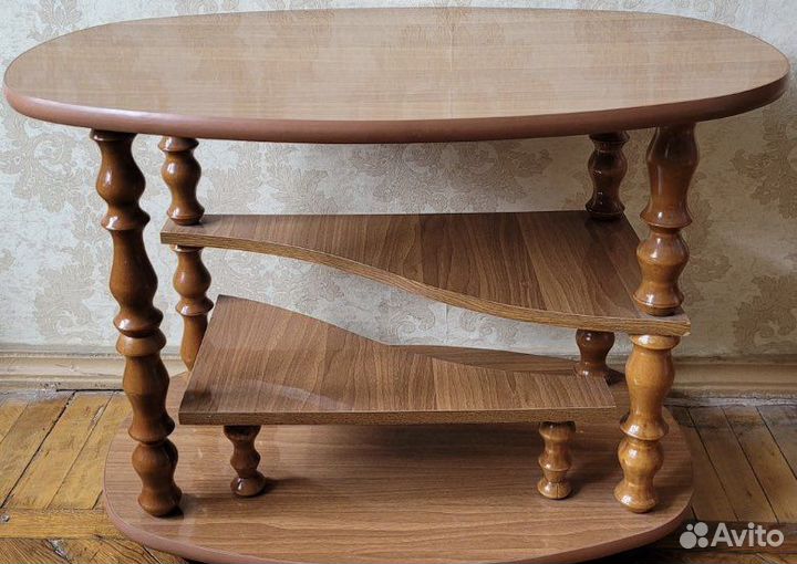 Журнальный столик