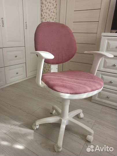 Компьютерное кресло