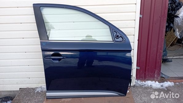 Дверь передняя правая mitsubishi outlander III
