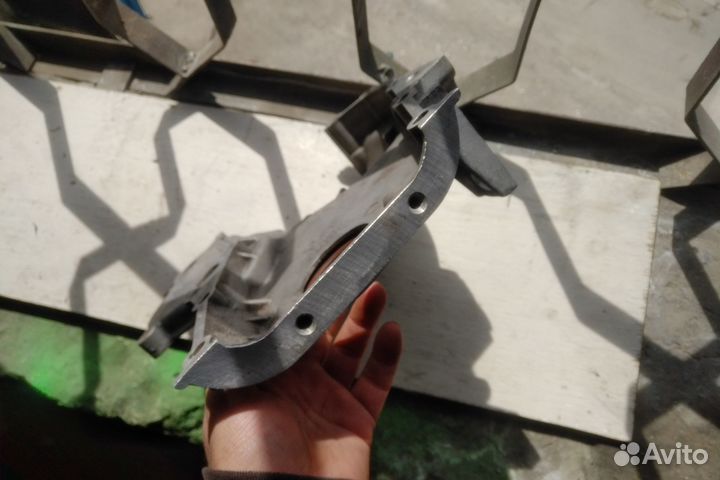 Передняя крышка змз-406, 405