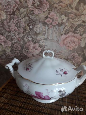 Сервиз столовый и чайный