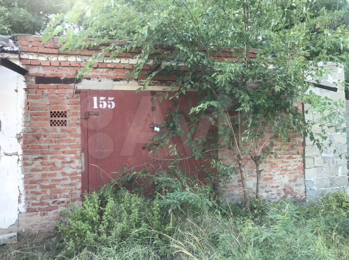 Гараж, > 30 м²