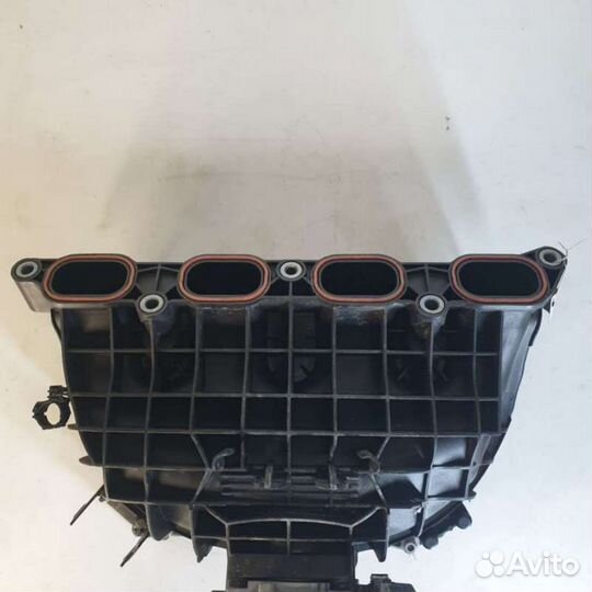 Коллектор впускной 7588126 BMW 5 F10/F11/GTF07 4.4