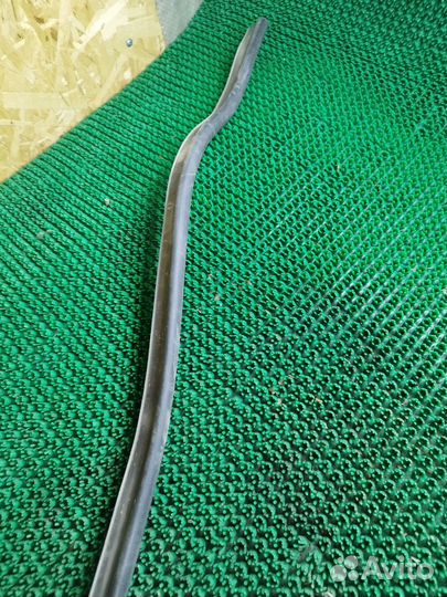 Уплотнитель резинка подкапотная лада ларгус