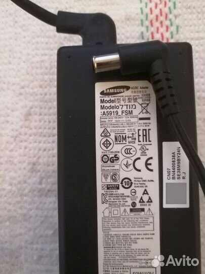 Samsung a5919fsm bn4400838a 19V. 3.17A. 59W