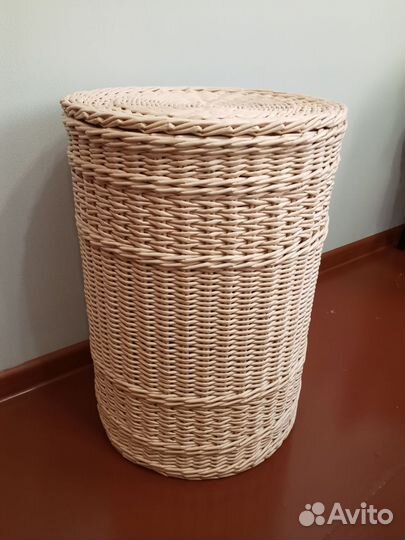 Корзина плетёная для белья